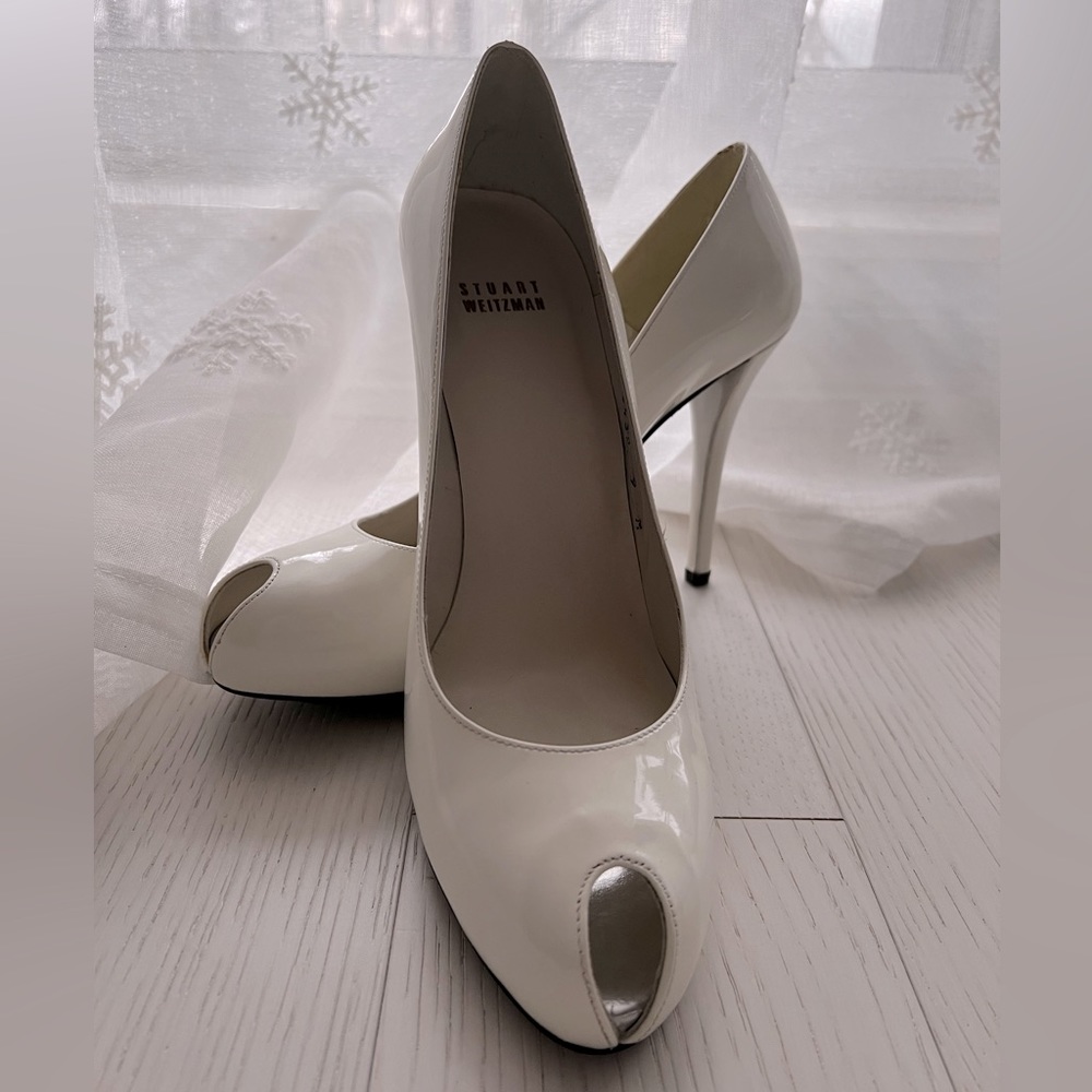 Stuart Weitzman white heels